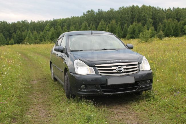  Nissan Almera 2013 , 380000 , 