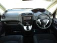    Nissan Serena 2012 , 900000 , 