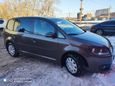    Volkswagen Touran 2011 , 605000 , 