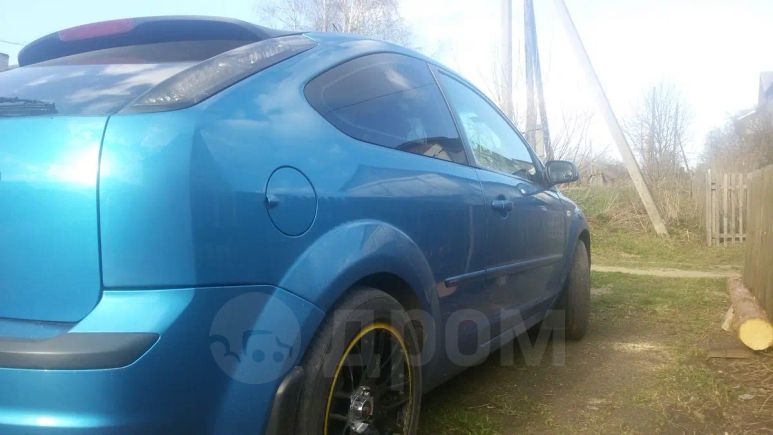  Ford Focus 2005 , 320000 , 