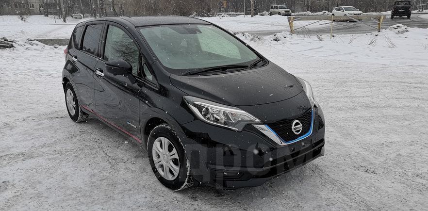  Nissan Note 2017 , 830000 , 