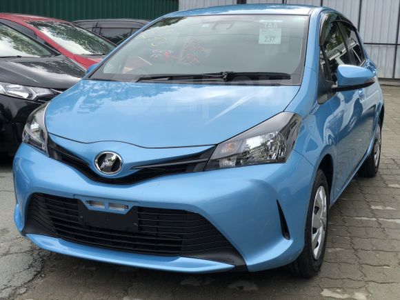  Toyota Vitz 2016 , 490000 , 