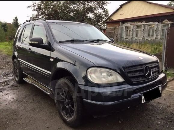 SUV   Mercedes-Benz M-Class 1998 , 330000 ,  