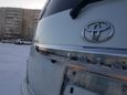    Toyota Isis 2013 , 1045000 , 