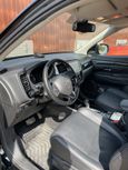 SUV   Mitsubishi Outlander 2017 , 1820000 , 