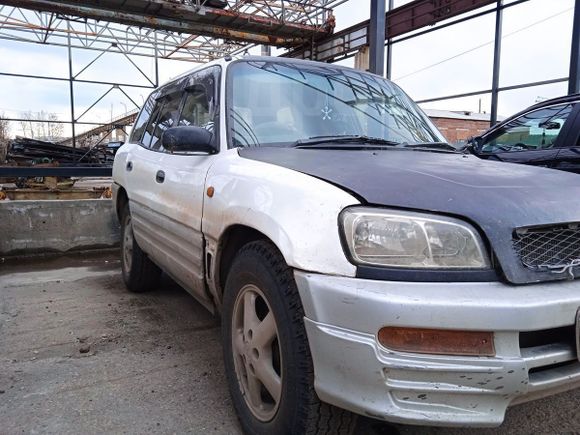 SUV   Toyota RAV4 1995 , 180000 , 