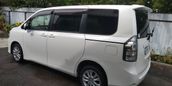    Toyota Voxy 2013 , 1150000 , 