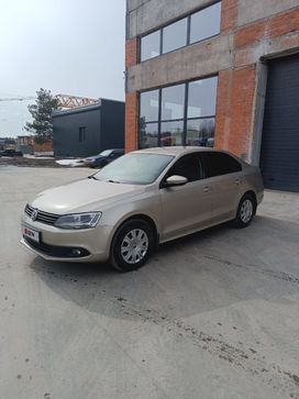  Volkswagen Jetta 2013 , 1100000 , 