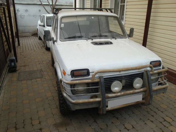 SUV    4x4 2121  2002 , 150000 , 