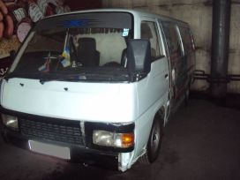    Nissan Caravan 1995 , 130000 , -