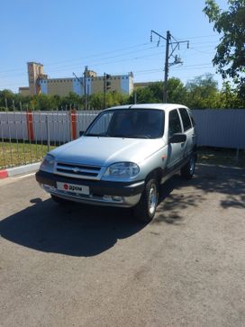 SUV   Chevrolet Niva 2004 , 125000 , 