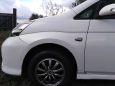    Toyota Isis 2008 , 550000 , 