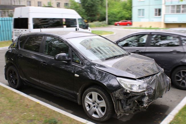  Opel Astra 2011 , 210000 , 