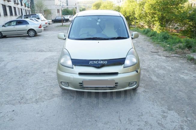    Toyota Funcargo 2002 , 260000 , --