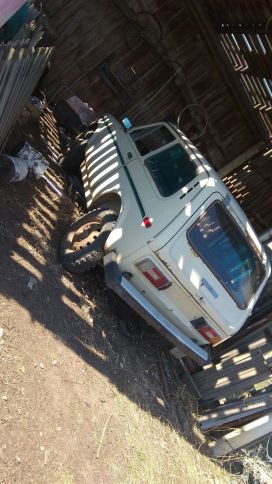 SUV    4x4 2121  1989 , 25000 , 