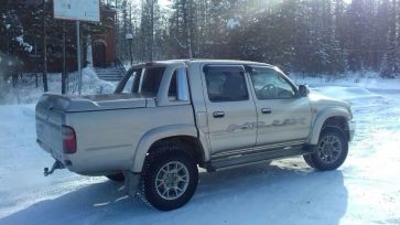  Toyota Hilux 2002 , 820000 , 