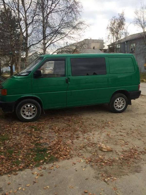    Volkswagen Transporter 1993 , 270000 , 