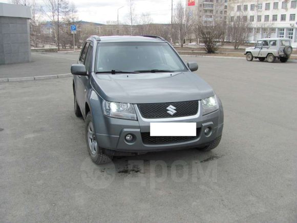 SUV   Suzuki Grand Vitara 2005 , 560000 , 