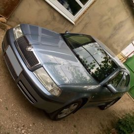  Skoda Octavia 2002 , 295000 , 