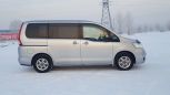    Nissan Serena 2009 , 565000 , 