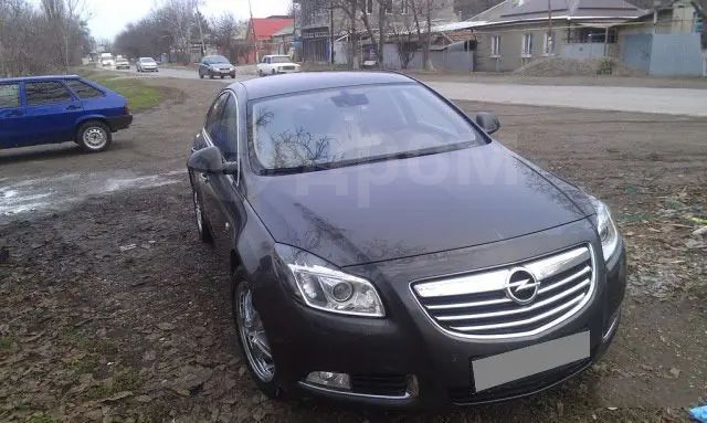  Opel Insignia 2008 , 800000 , 