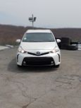    Toyota Prius Alpha 2016 , 1155000 , 