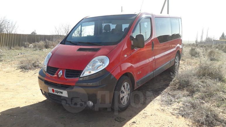    Renault Trafic 2009 , 800000 , 