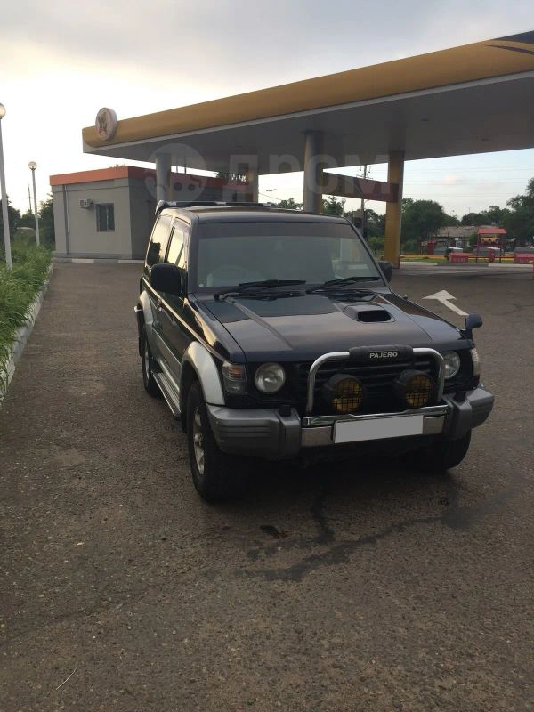  3  Mitsubishi Pajero 1996 , 400000 , 