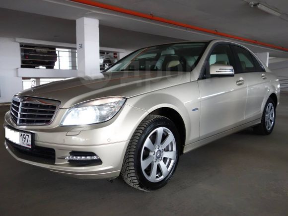  Mercedes-Benz C-Class 2010 , 929000 , 