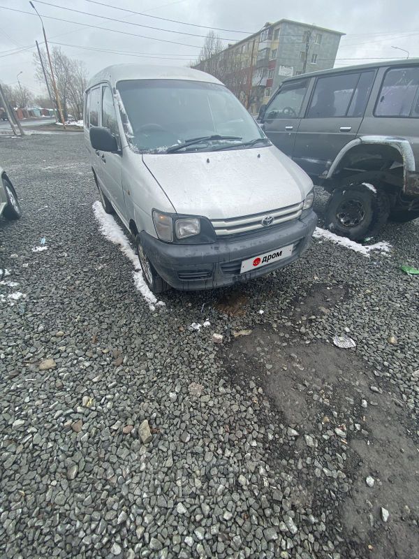    Toyota Town Ace 1999 , 230000 , -