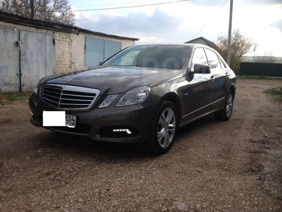  Mercedes-Benz E-Class 2010 , 1100000 , 