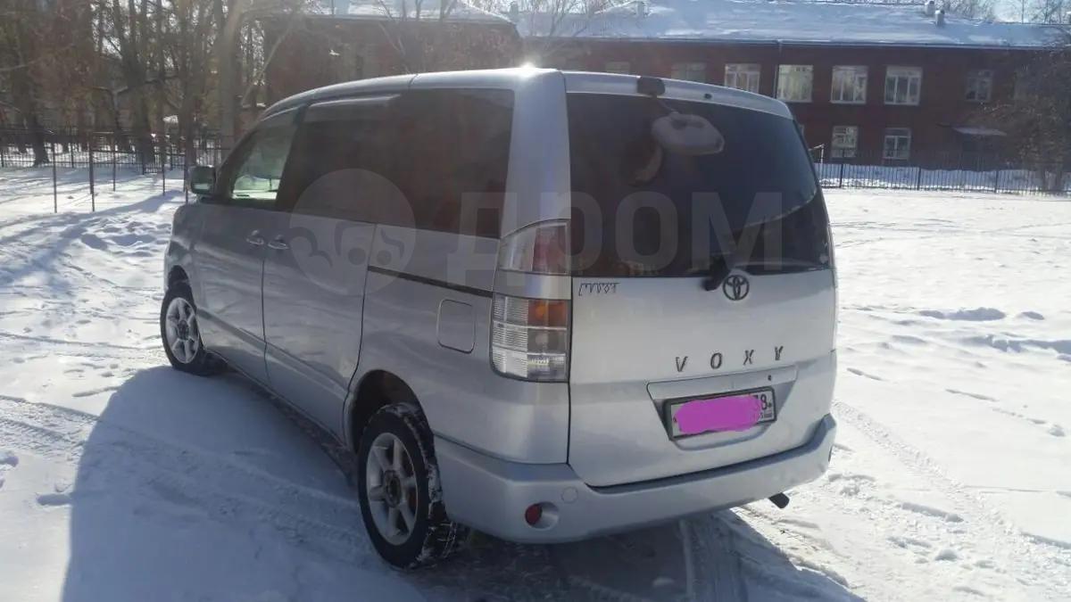 Toyota Voxy 2002 в Усолье-Сибирском, ПО ТЕЛЕФОНУ НЕ ТОРГУЮСЬ, возможен  обмен, цена 439тыс.рублей, 2 литра, полный привод, бу, автомат