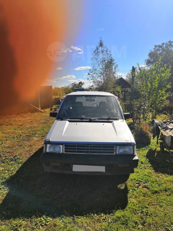    Nissan Prairie 1987 , 65000 , 