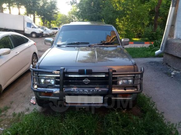 SUV   Nissan Terrano 1994 , 210000 , 