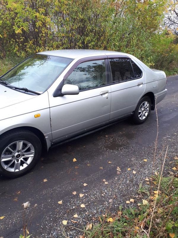  Nissan Bluebird 1999 , 80000 , 