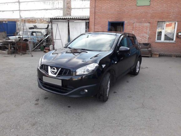 SUV   Nissan Qashqai 2010 , 725000 , 