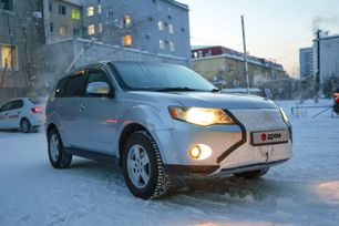 SUV   Mitsubishi Outlander 2010 , 1100000 , 