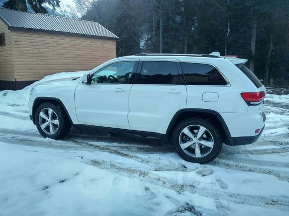 SUV   Jeep Grand Cherokee 2013 , 1800000 , 