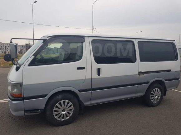    Toyota Hiace 1999 , 400000 , -