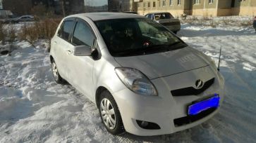  Toyota Vitz 2010 , 400000 , 