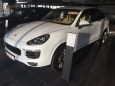 SUV   Porsche Cayenne 2017 , 4671037 , 