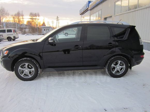 SUV   Mitsubishi Outlander 2009 , 760000 , 