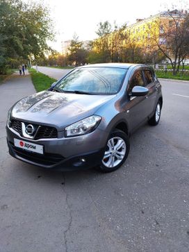 SUV   Nissan Qashqai 2010 , 920000 , --