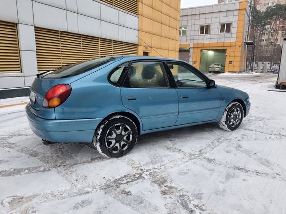  Toyota Corolla 1999 , 260000 , 