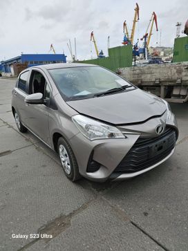  Toyota Vitz 2017 , 935000 , 