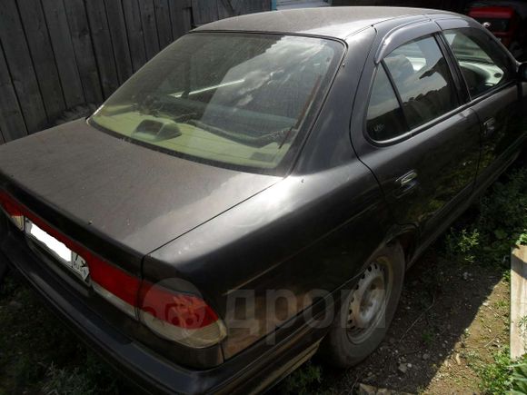  Nissan Sunny 1999 , 180000 , 