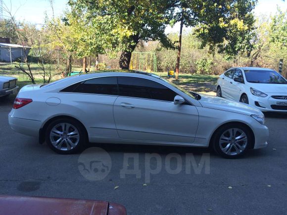  Mercedes-Benz E-Class 2009 , 1000000 , 