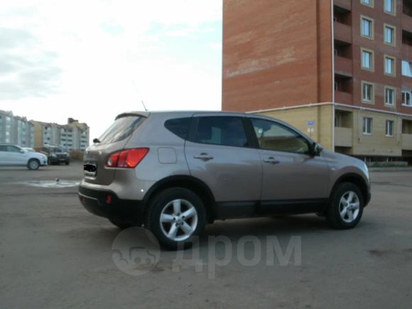 SUV   Nissan Qashqai 2009 , 630000 , 