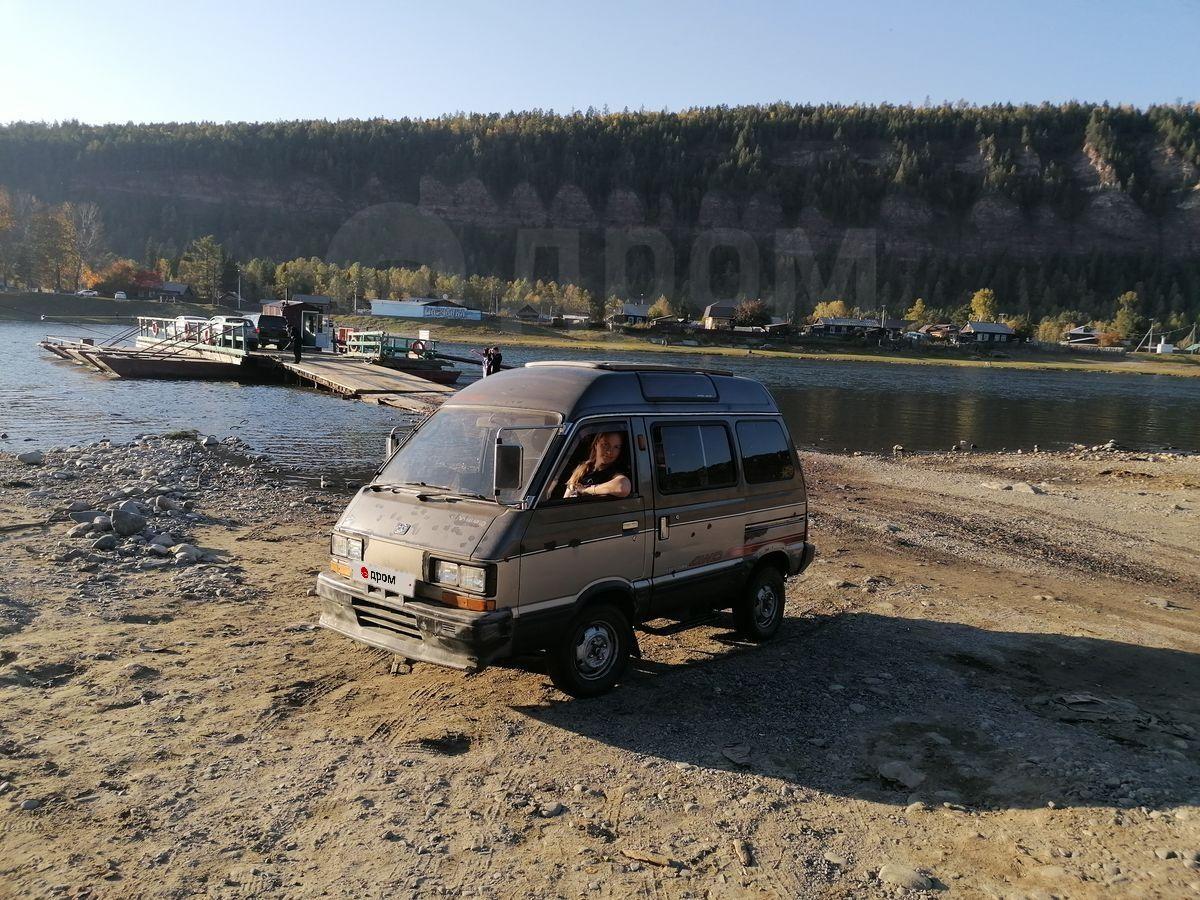 Продажа Subaru Domingo 1989 года в Ангарске, Продам авто в исправном  состоянии, кузовщина немного страдает, Прицеп автодом, 4вд, б/у, бензин,  комплектация 1.2 GX sun sun window