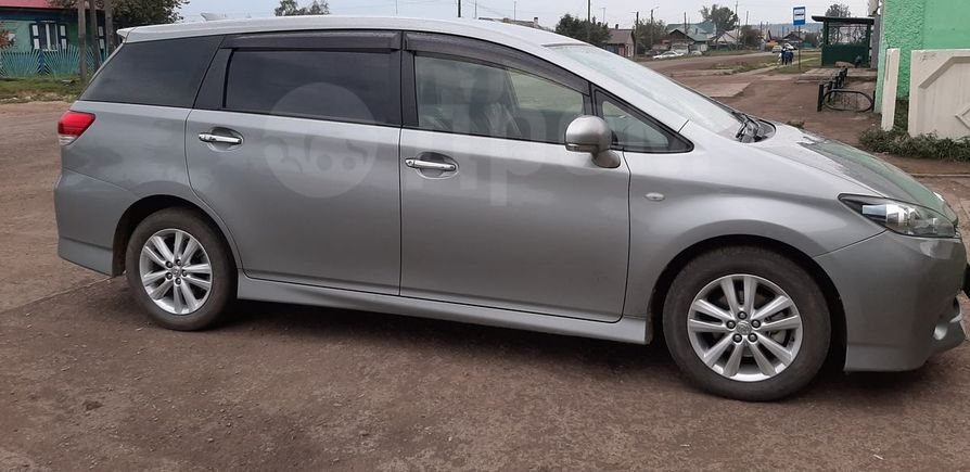    Toyota Wish 2011 , 870000 , 